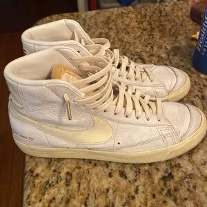 Nike Blazers Vintage 77’ - used